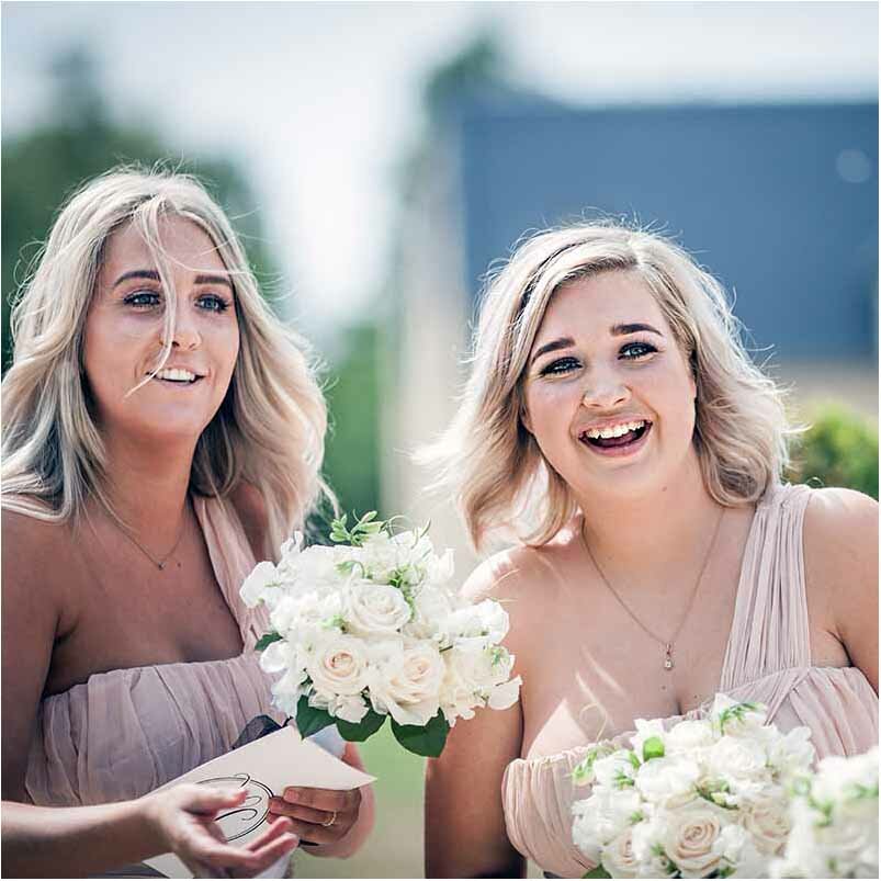 Professional Wedding Photography & Videography Professional Wedding Photography & Videography